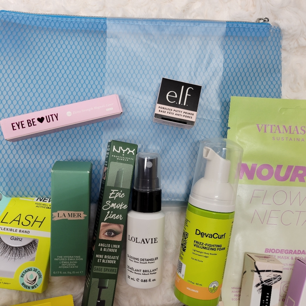 SOLD      Beauty Stocking Stuffers - Picture 3 of 10